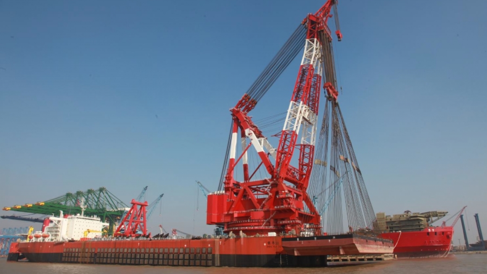 2000T Floating Crane Vessel for Sale - Ijetty